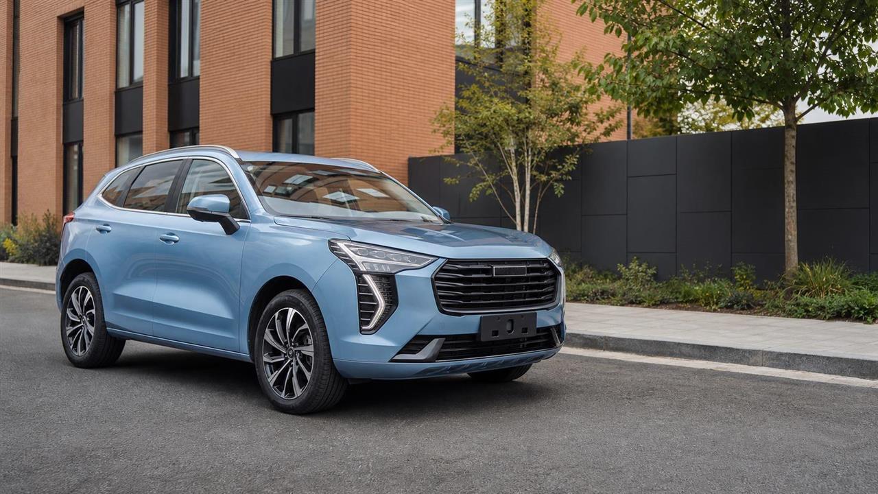 Haval Jolion на городской улице